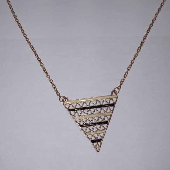 Vintage Geometric Triangle Pendant Necklace Gold Tone Boho Art Deco Adjustable - Picture 5 of 6